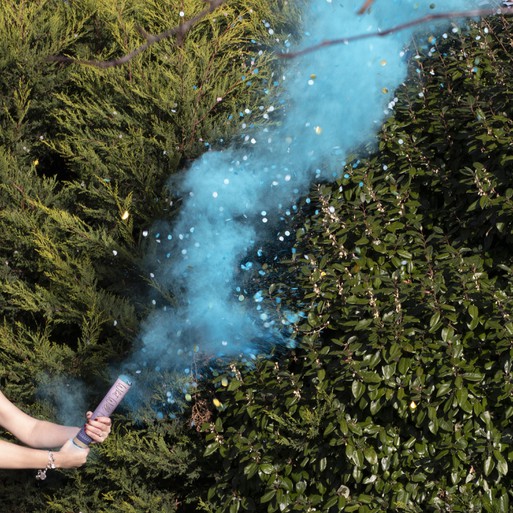 Pink Gender Reveal Smoke Cannon with Confetti – Balloon Paper Party